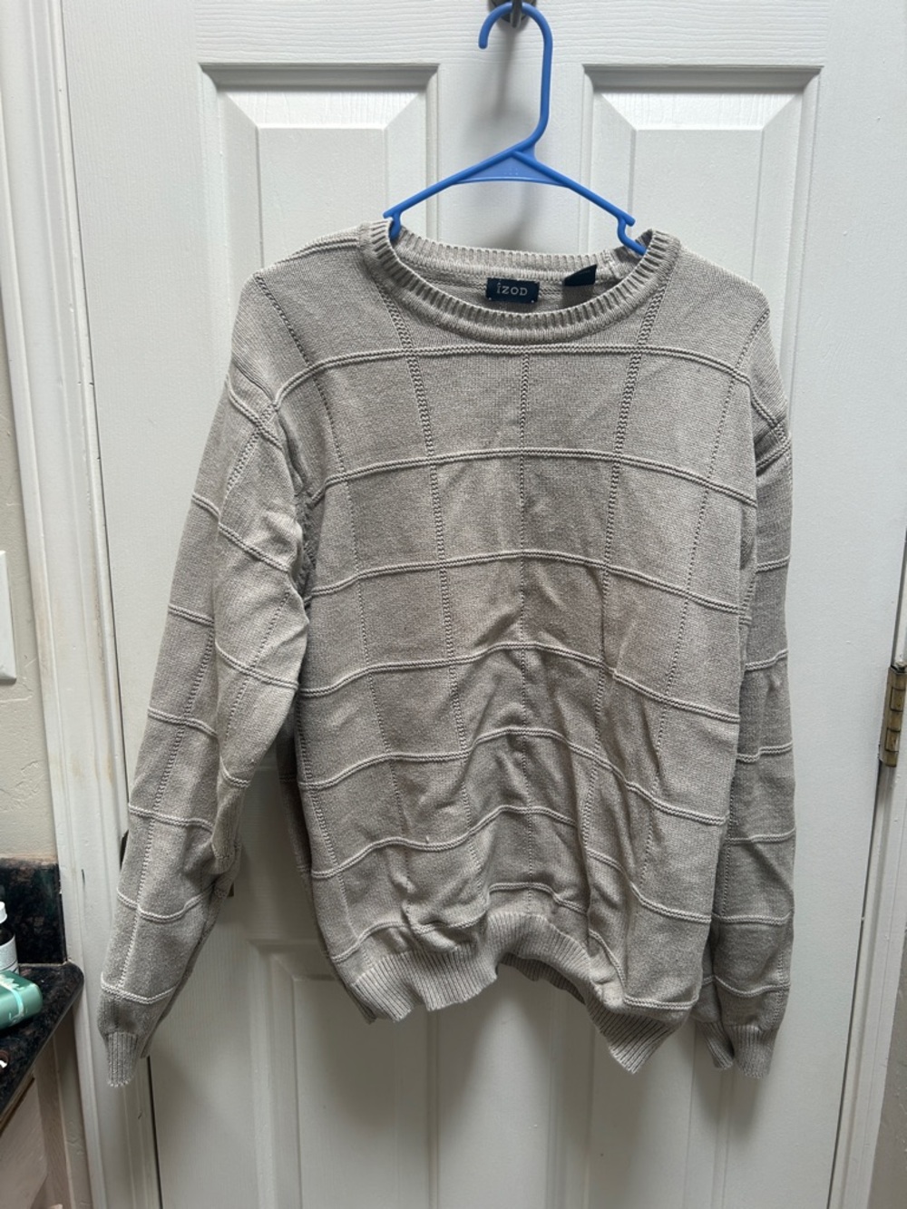 Izod Men's Crewneck Sweater 100% cotton in Light Taupe Grid Knit